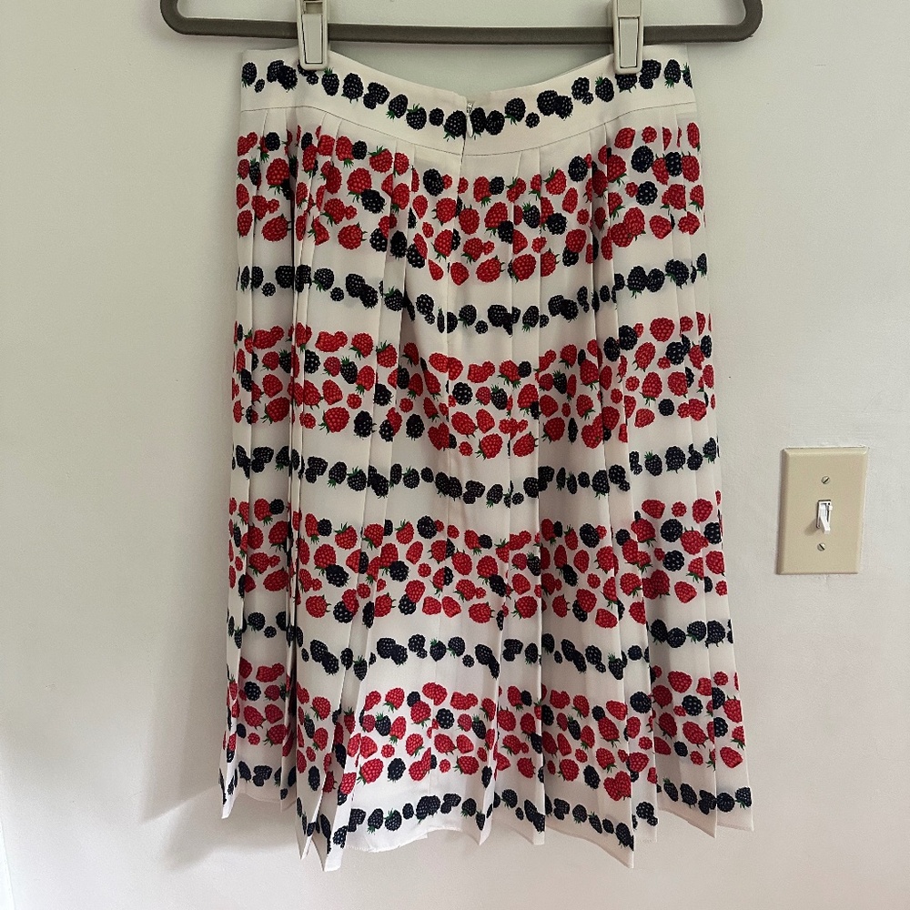 J. Crew Berry Pleated Skirt, Size 2, Novelty Print